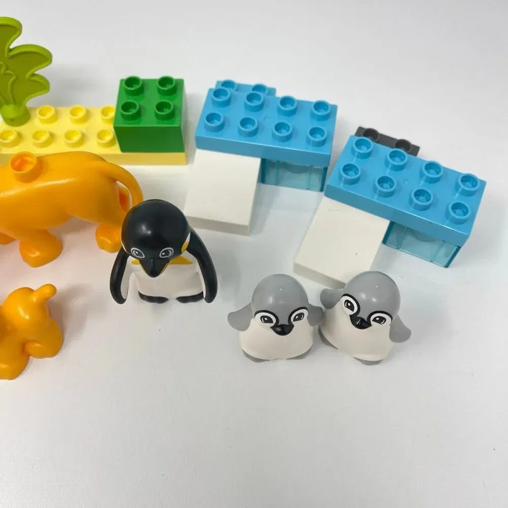 Lego Duplo Animal Families Penguins & Lions 10442 2 Sets Preowned Building Block